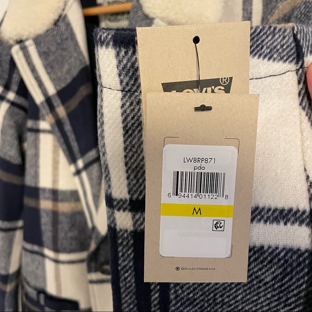 NWT Levis plaid long coat w/Sherpa detailing sizeM - Picture 5 of 7